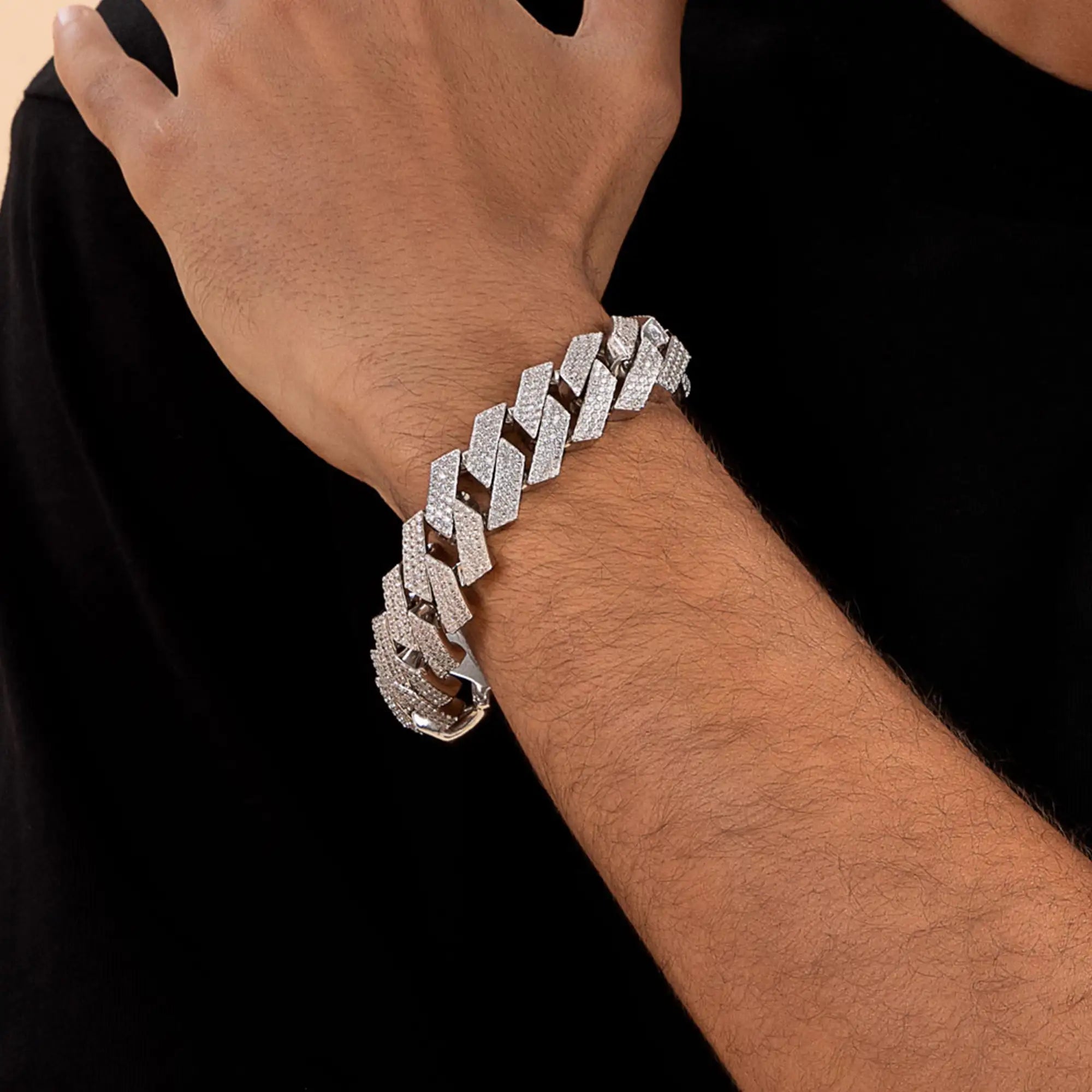 #Color_White Gold
