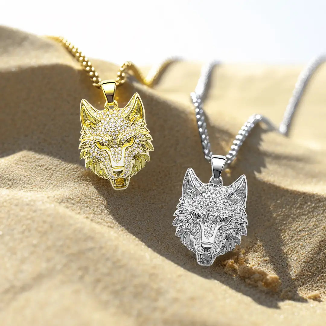 Fierce Wolf Pendant - Style 7