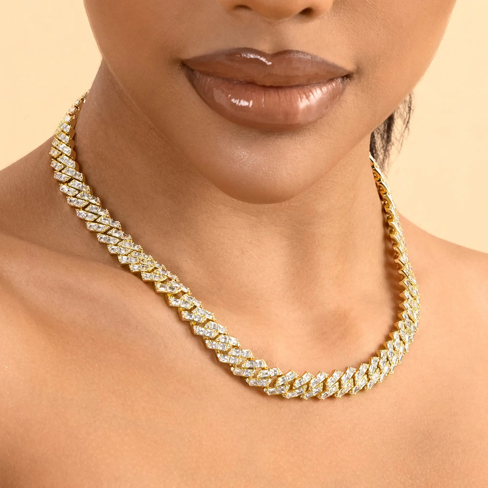 Moissanite Emerald Cut Prong Cuban Link Chain - 10mm