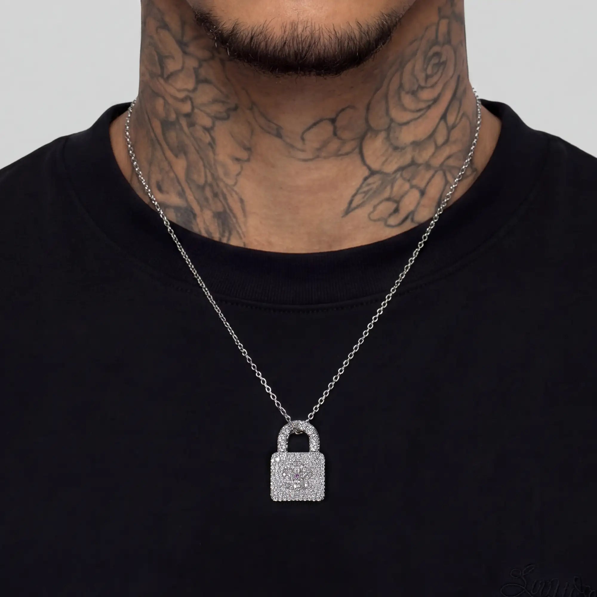 Sparkling Cherry Blossom Lock Pendant