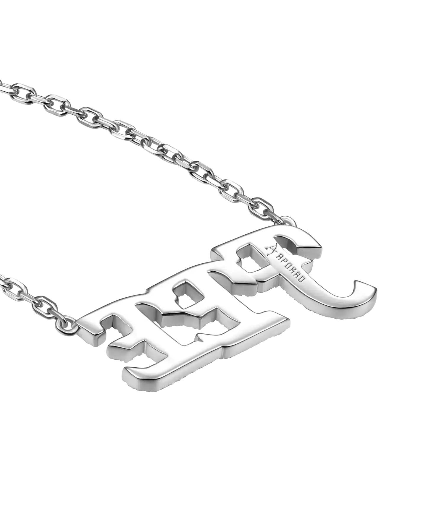 Benutzerdefinierte 14k Gold Moissanit Cursive Letter Name Halskette