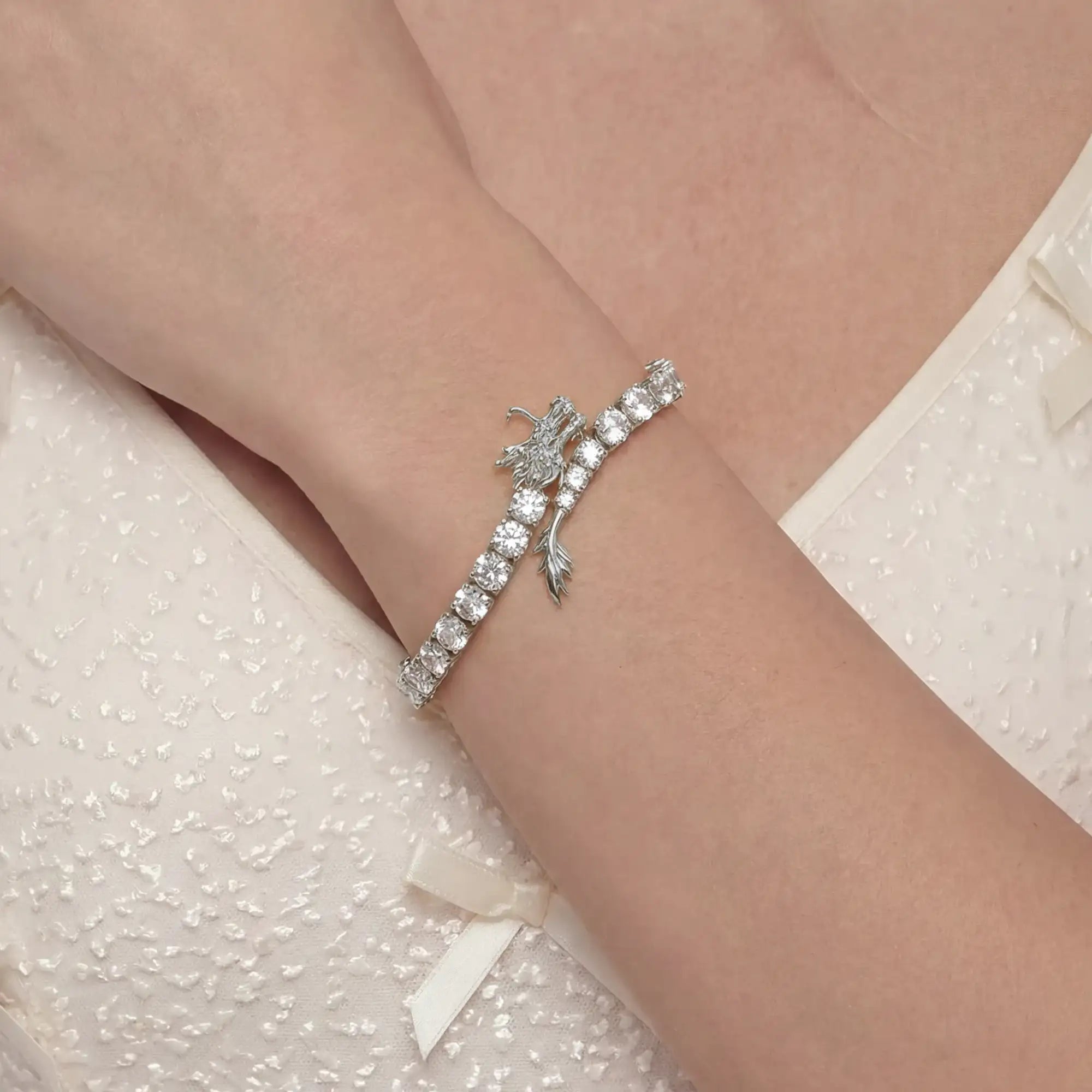#Color_White Gold