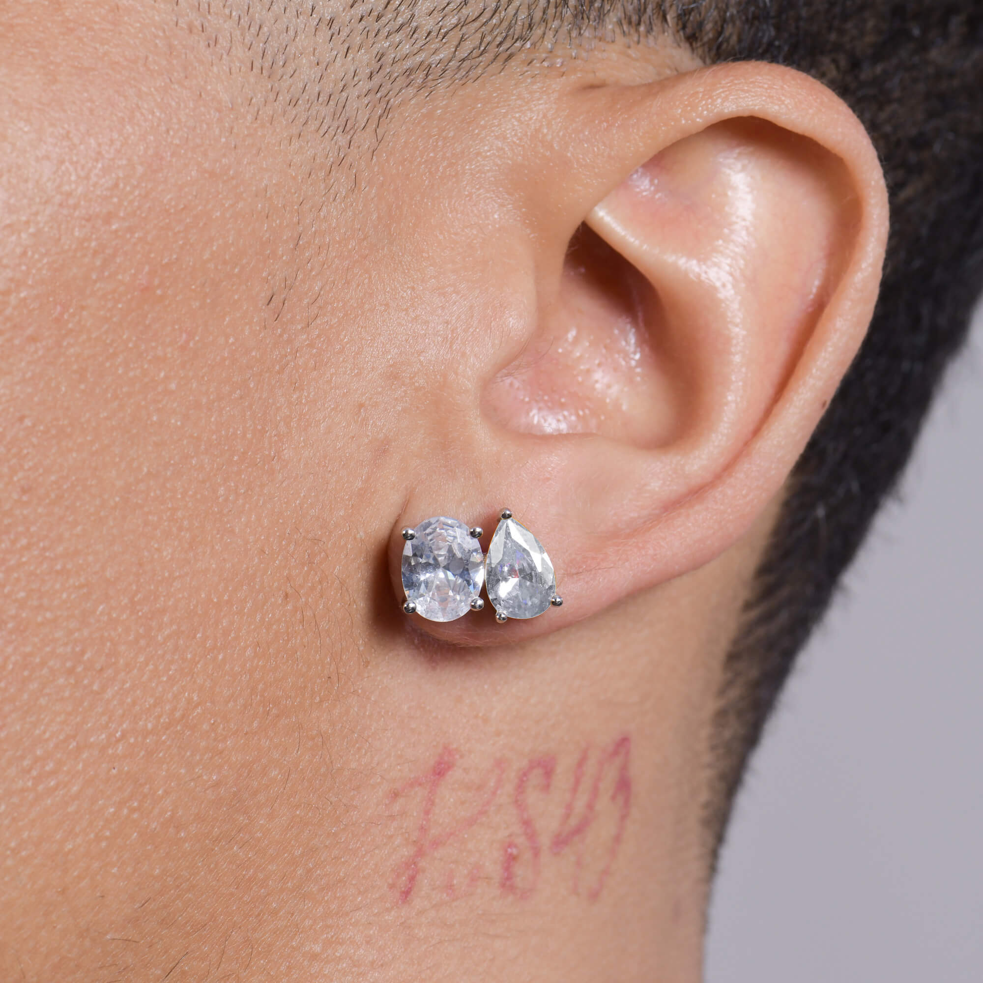 Moissanite Toi et Moi Stud Earrings – Oval & Pear