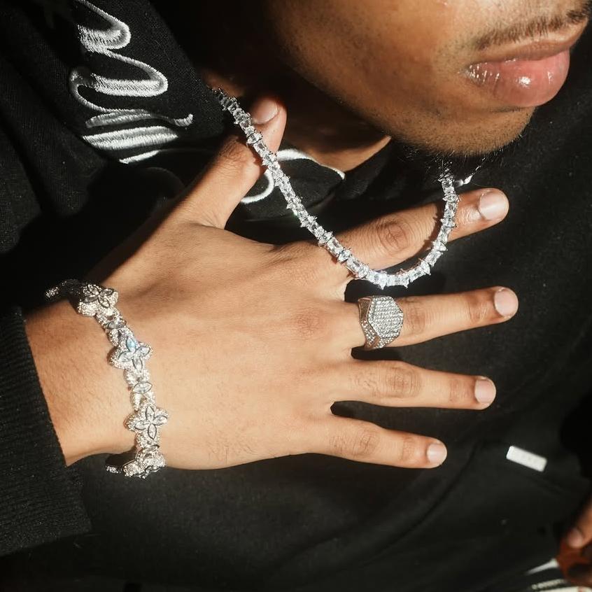 Bracelet de trèfle lumineux glacé - Diamond blanc