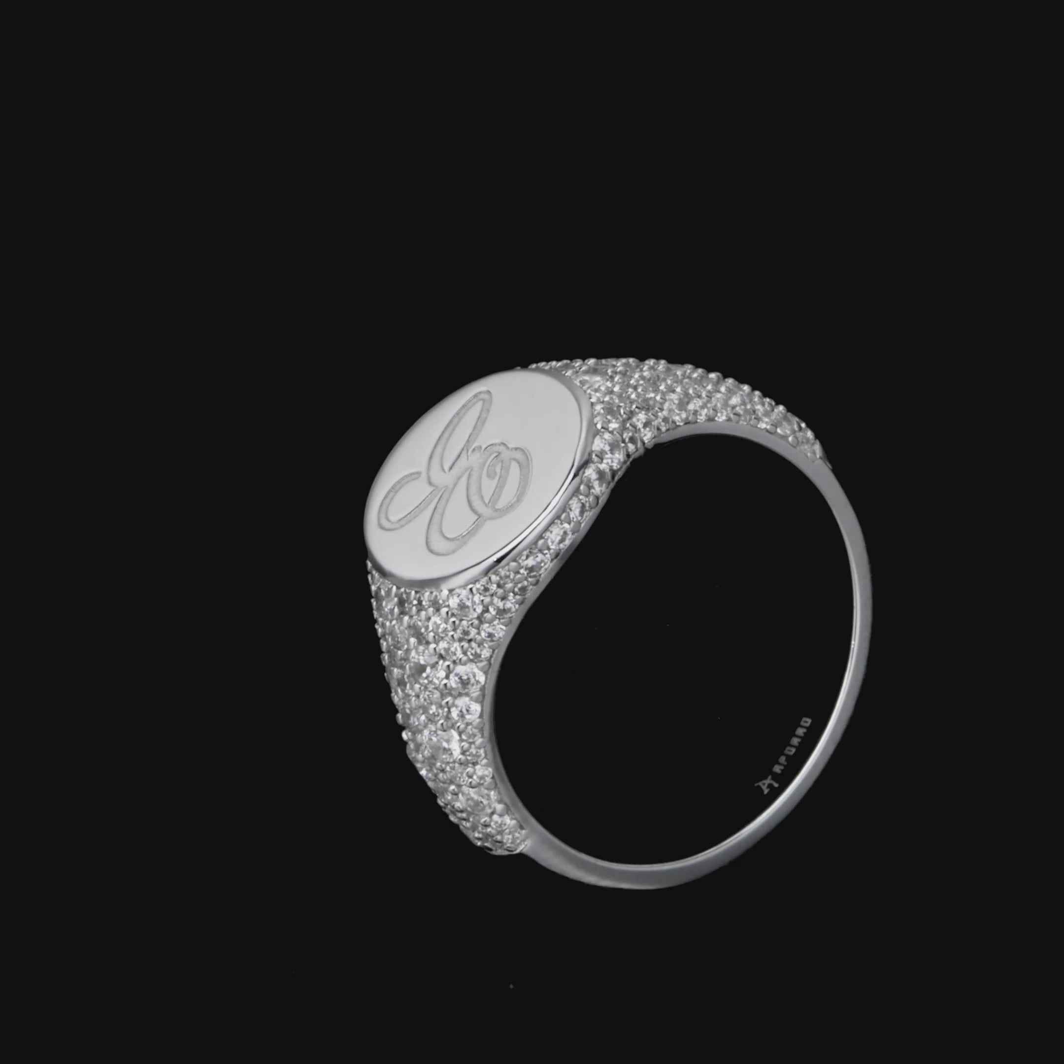 Anillo de sello ovalado helado personalizado - Carta