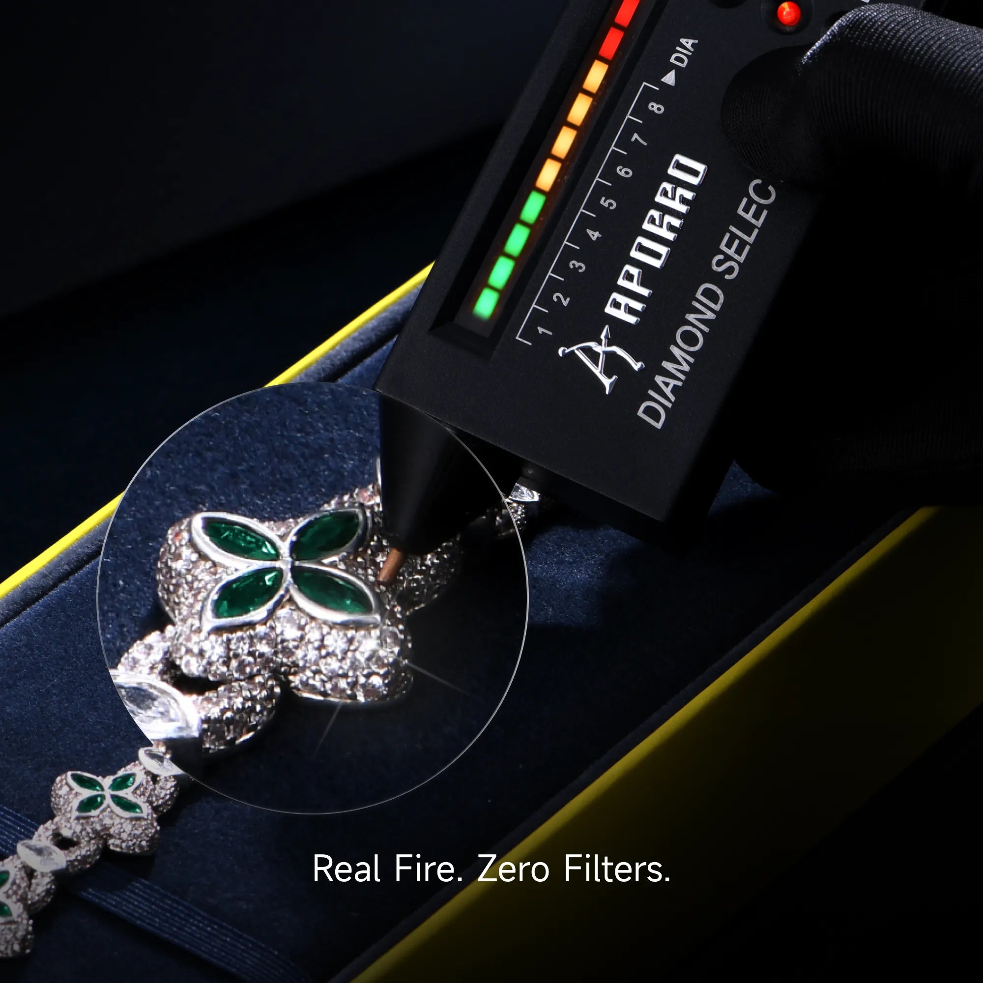 Bracciale con trifoglio luminoso Moissanite