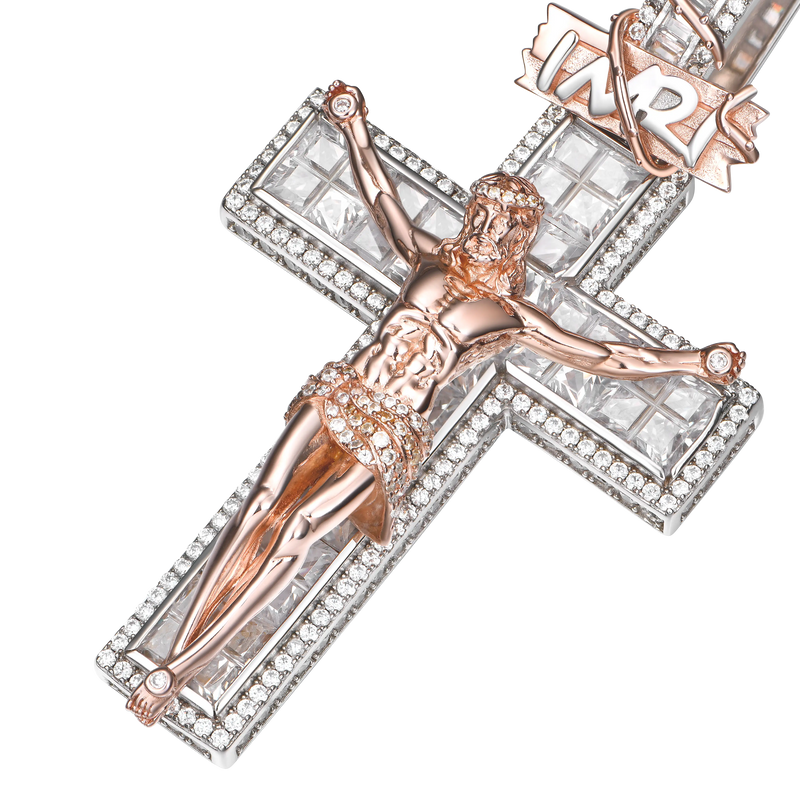 White And Rose Gold Moissanite Small Crucifixion of Jesus Pendant - APORRO