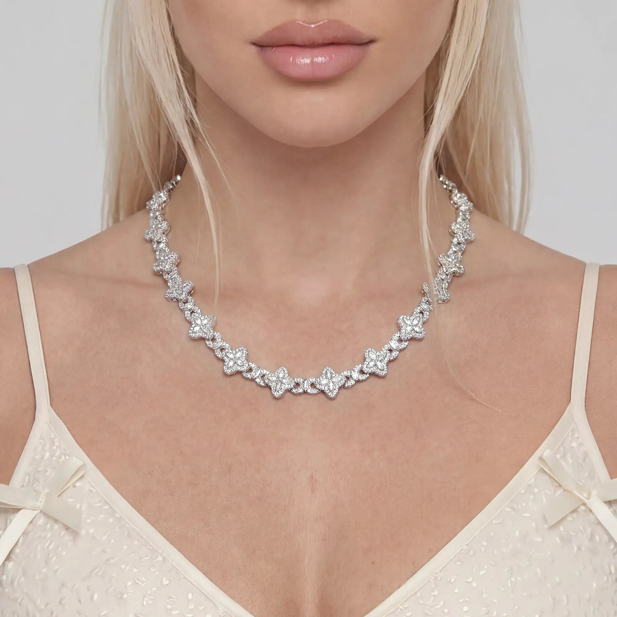 Collana con trifoglio luminoso ghiacciato & Catena per portafoglio - diamante bianco