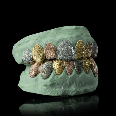 Grillz antipolvere diamantato tricolore personalizzato