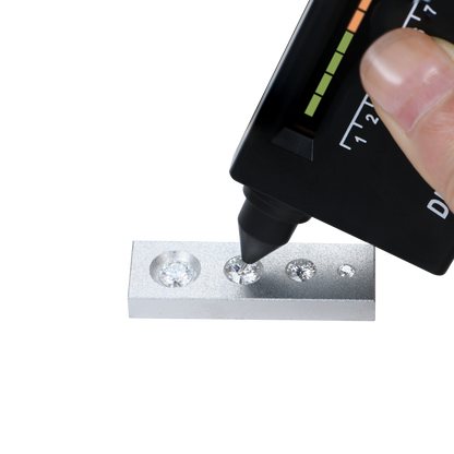 Tester gratuito per diamanti gratuito (batteria esclusa)