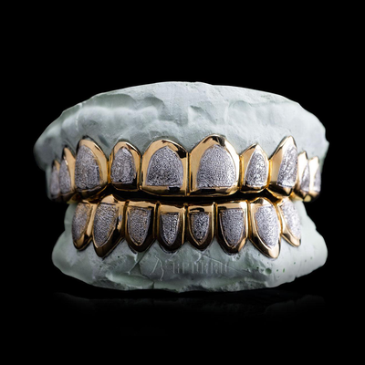 Grillz de polvo de diamante personalizado de dos tonos