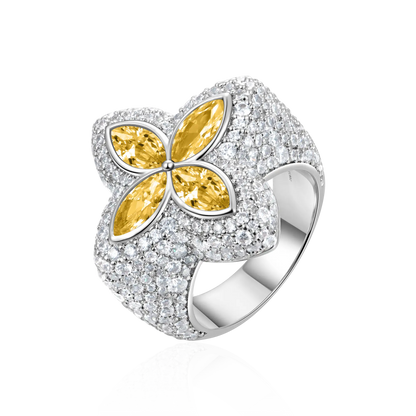 Anillo de trébol luminoso helado - Diamante amarillo