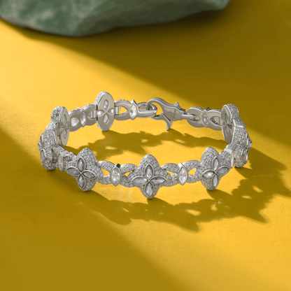 Iced Luminous Clover Bracelet & Earring Set  - White Diamond