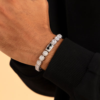 7-mm-Geschenkset mit geclusterter Tenniskette und Armband im Kissenschliff