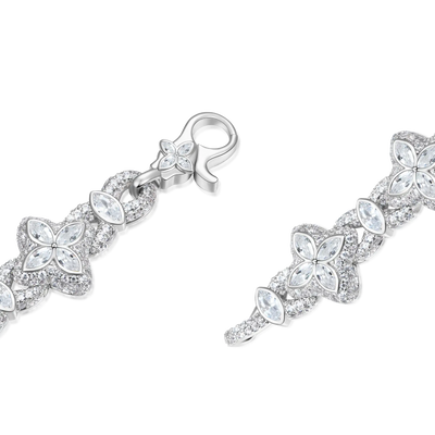 Iced Luminous Clover-Anhänger & Kettenset – Weißer Diamant