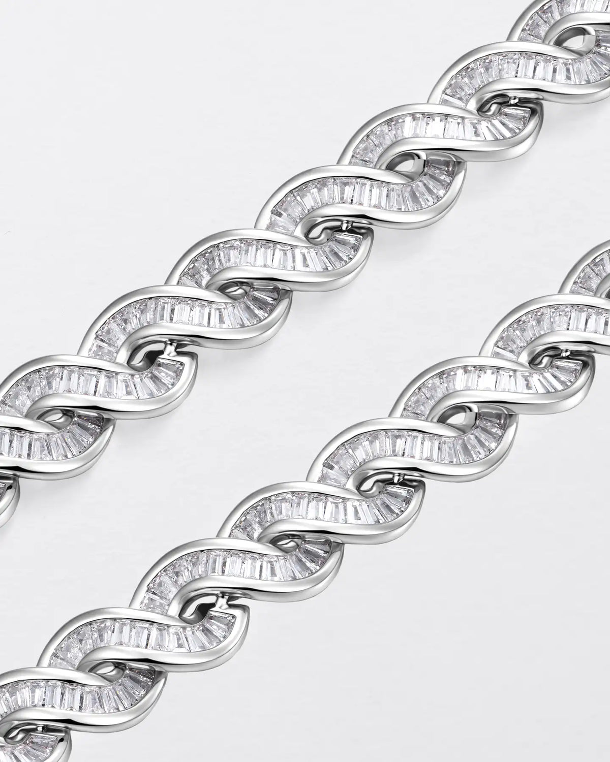 Moissanite APORRO DNA Chain - 8mm