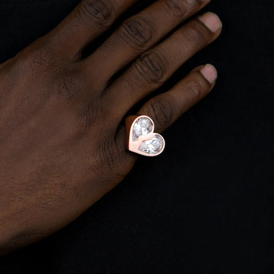 Bague entrelacée de cœurs radieux Moissanite
