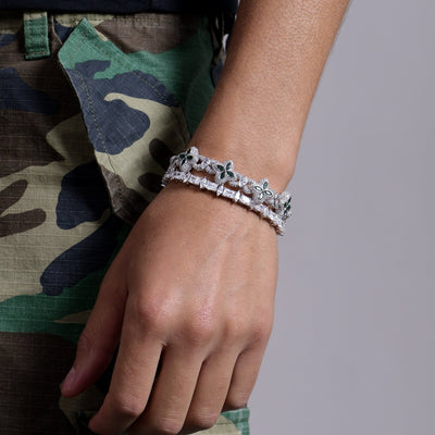 Geschenkset „Eis leuchtendes Kleeblatt + raffiniertes Glanz-Tennisarmband“.