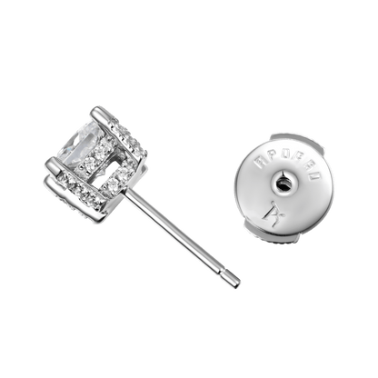 Boucle d'oreille de pote de princesse Moissanite