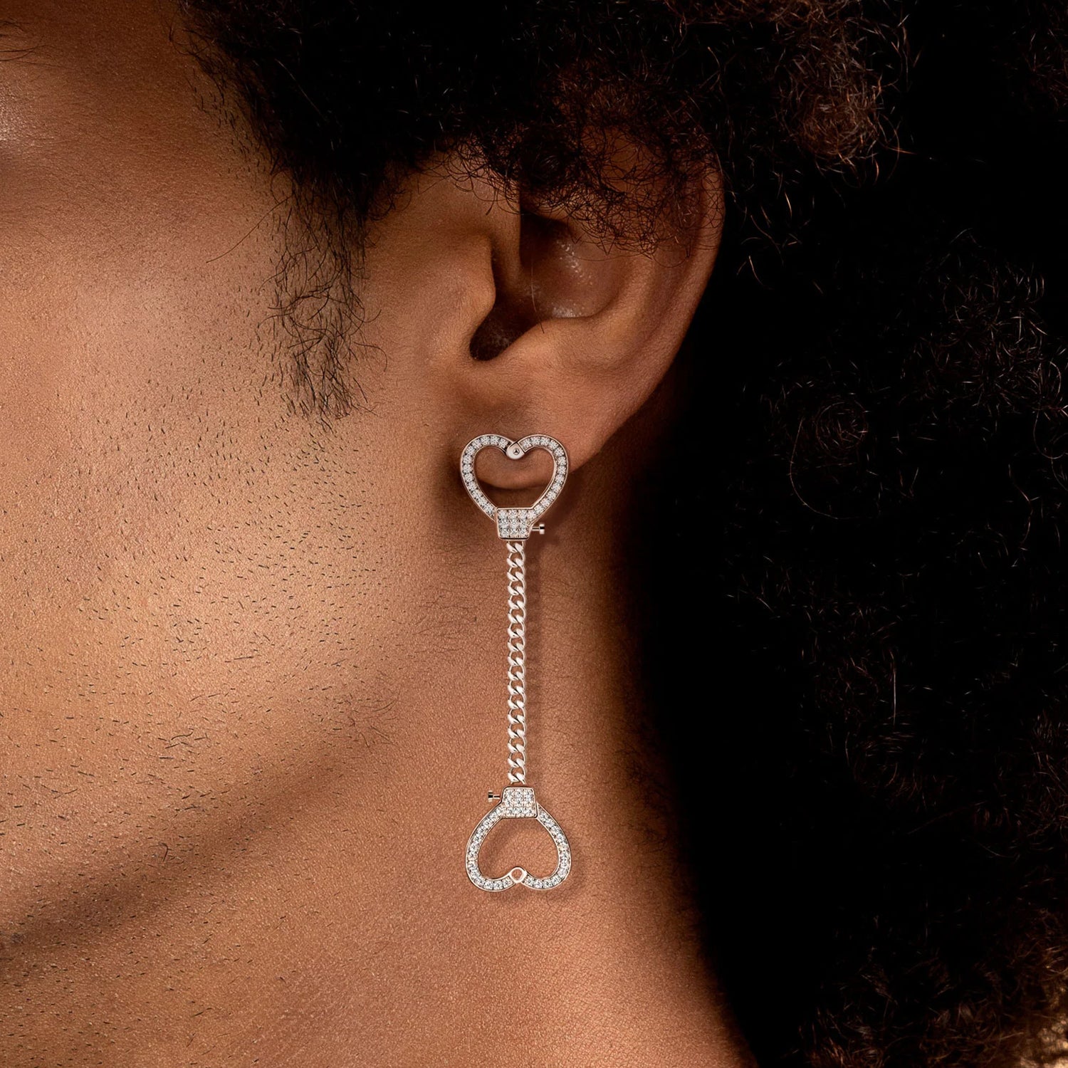 S925 Orecchino "Sussurri d'amore".