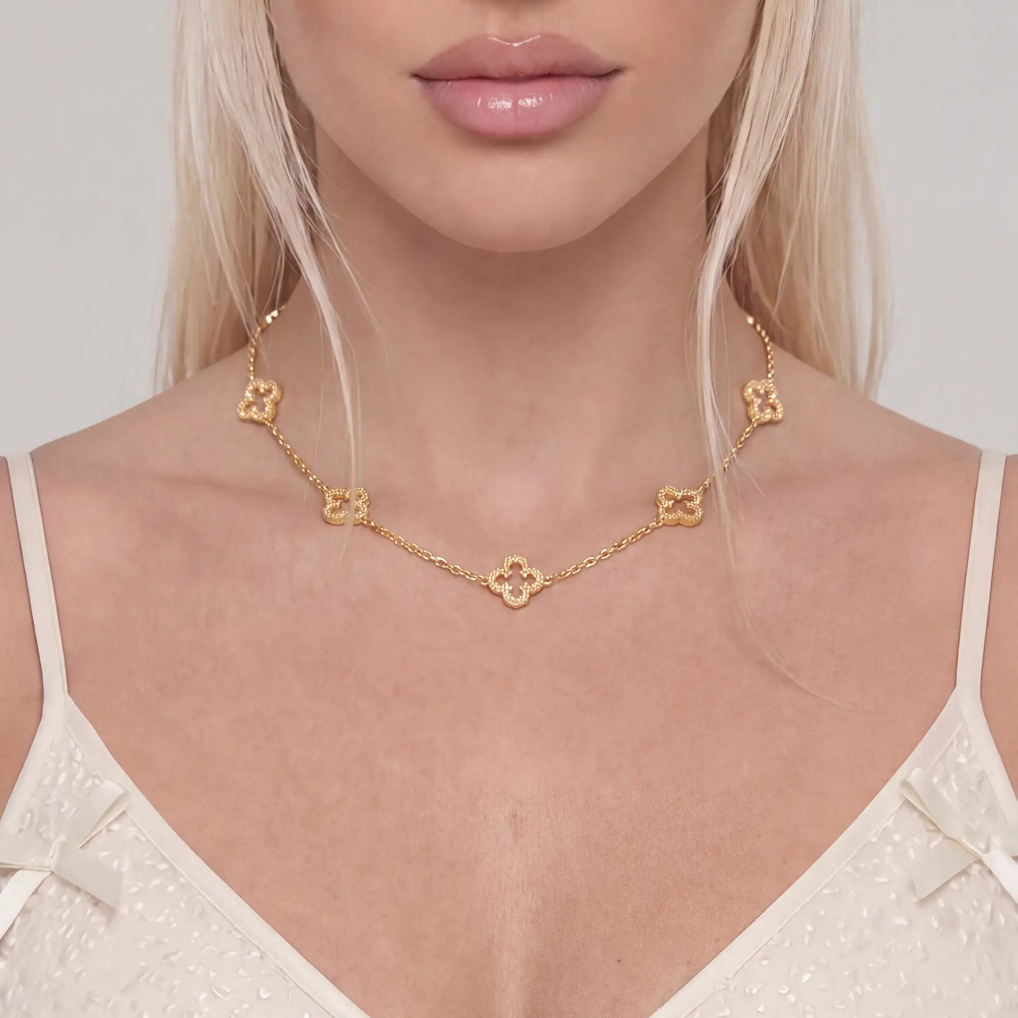 #Color_Yellow Gold