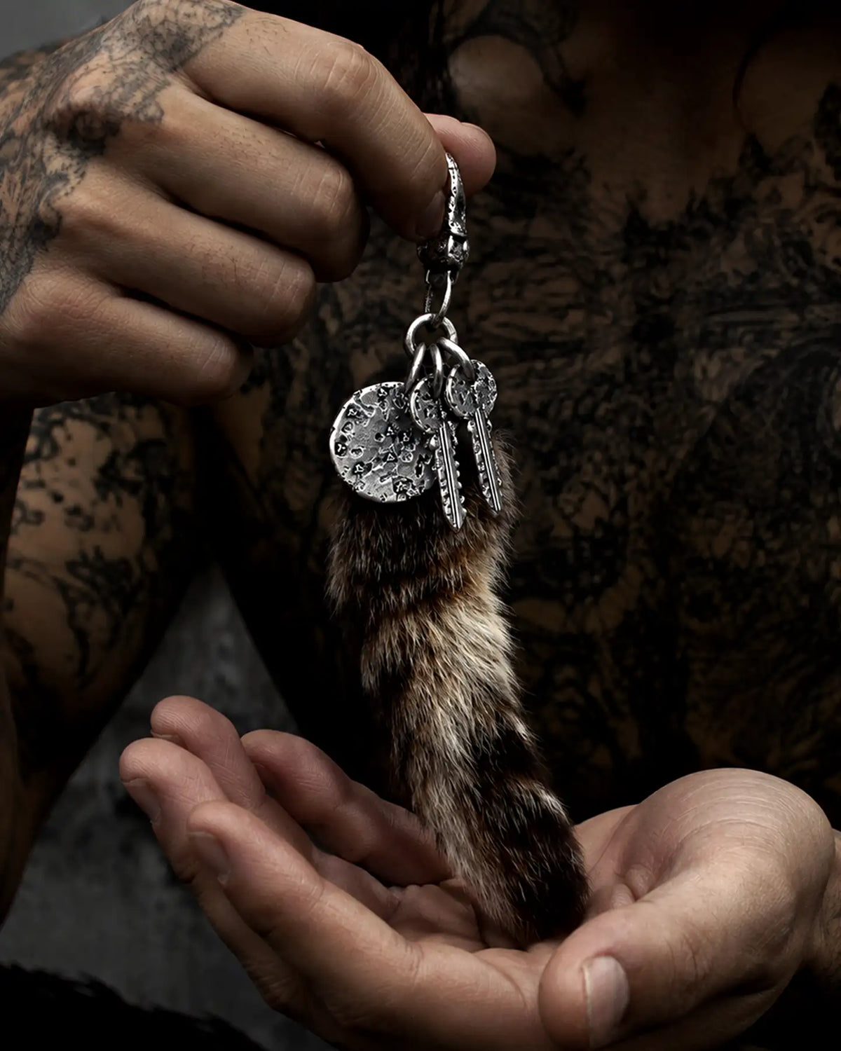 WEATHERED KEYCHAIN