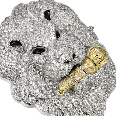 Pendentif Lion Rugissant Glacé