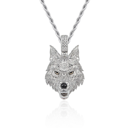 Pendentif loup intrépide des femmes