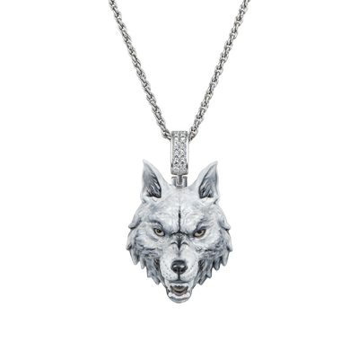 Pendentif miniature en émail loup intrépide
