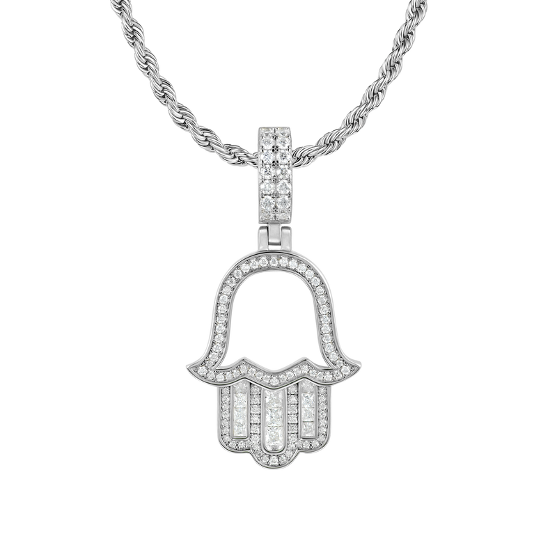 Moissanite Princess Cut Hamsa Pendant - APORRO