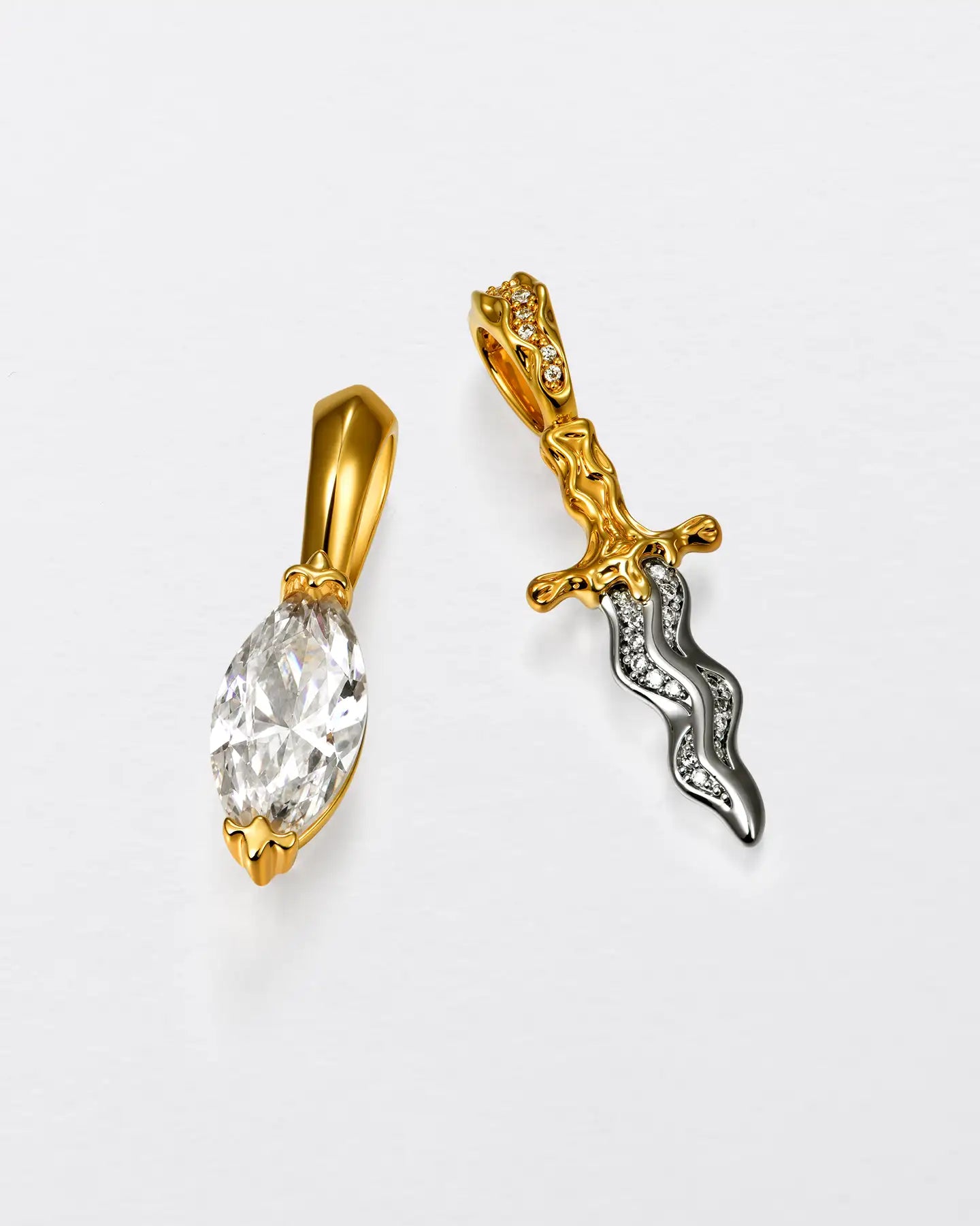 22K Marquise Cut & Melted Dagger Pendant Set