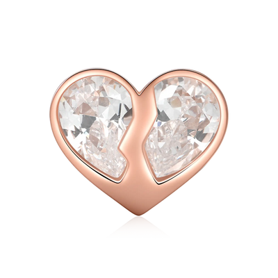 Bague entrelacée de cœurs radieux Moissanite