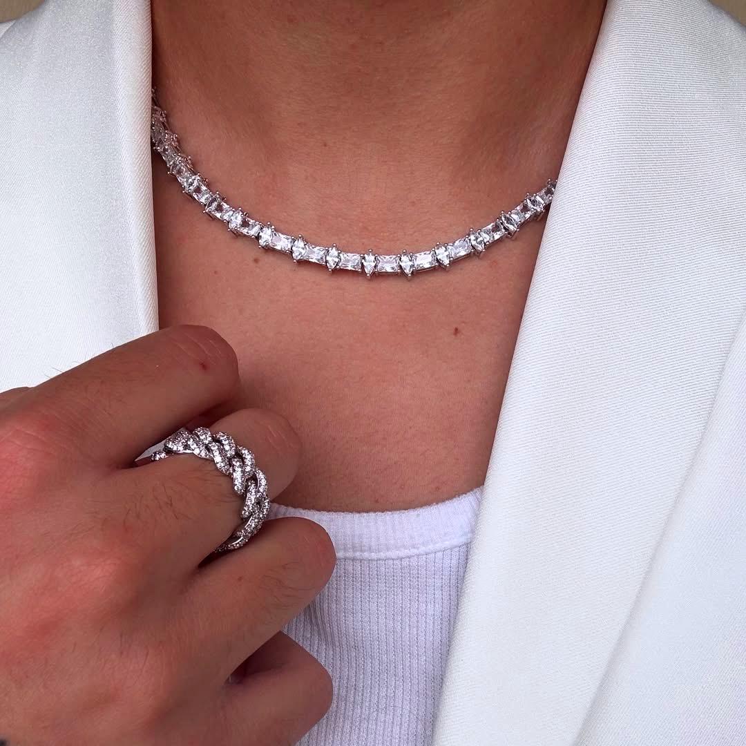 #Color_White Gold