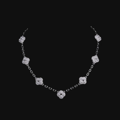 Perlenklee-Station-Halskette