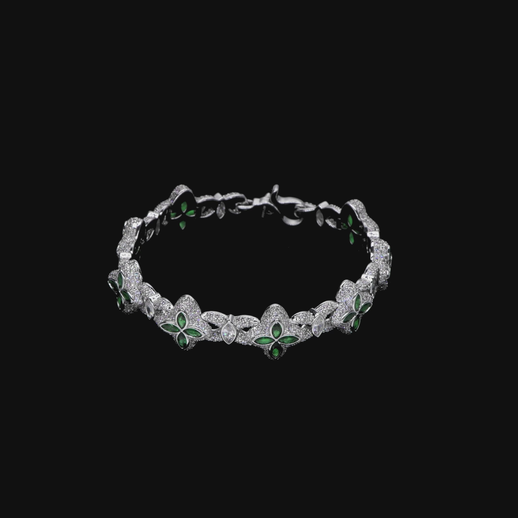 Iced Luminous Clover Bracelet - White Diamond