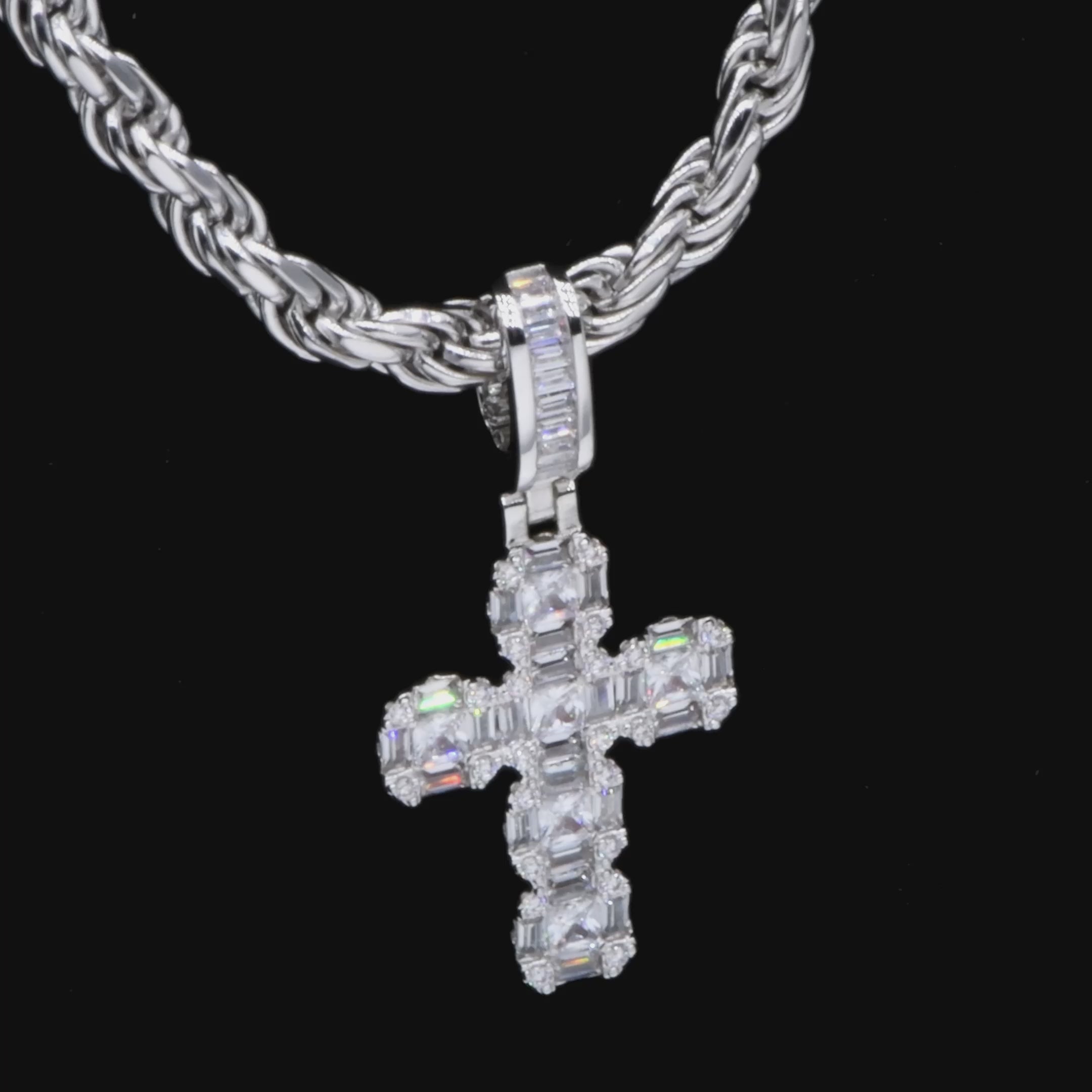 Women's Cluster Cross Pendant