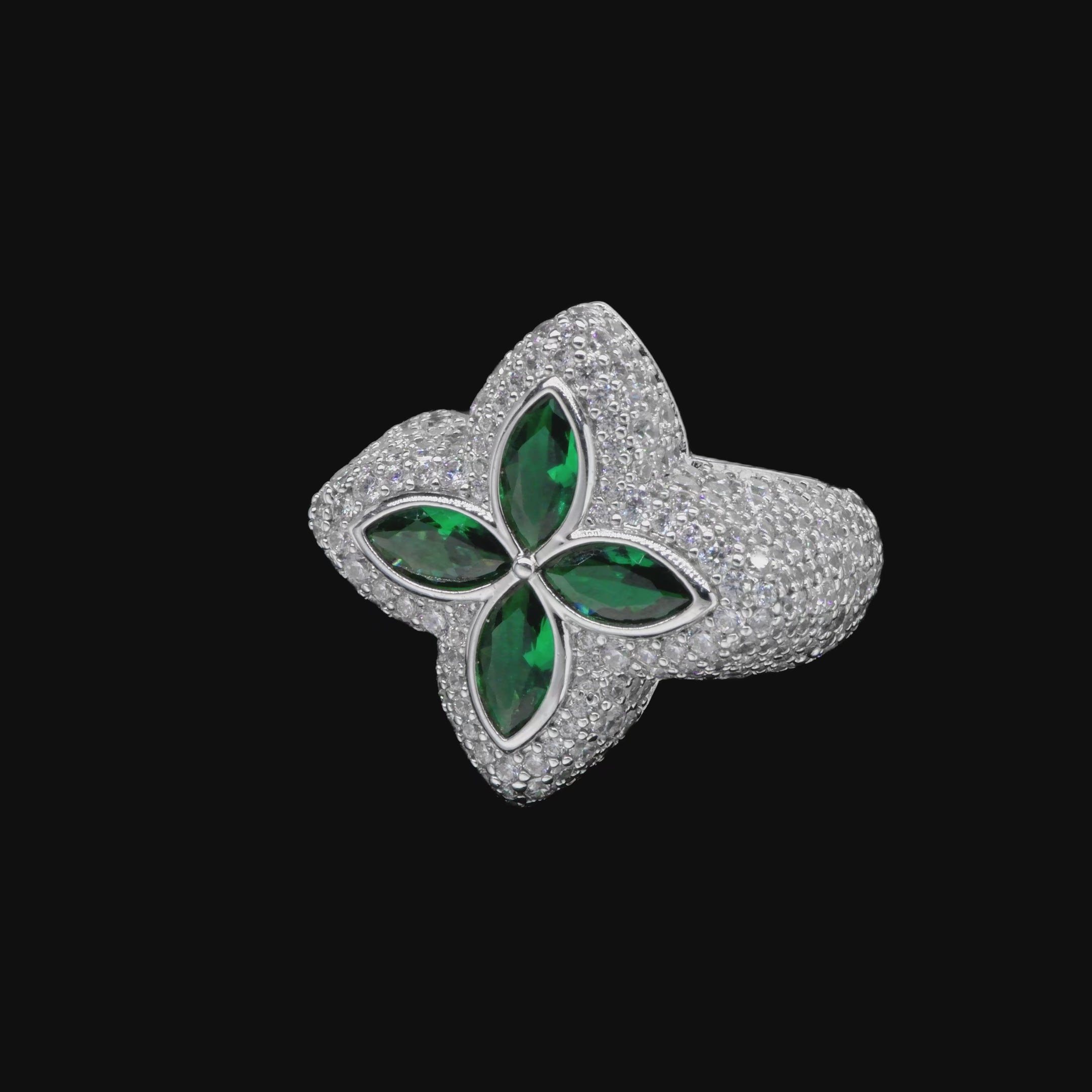 Iced Luminous Clover Ring - Pink Diamond