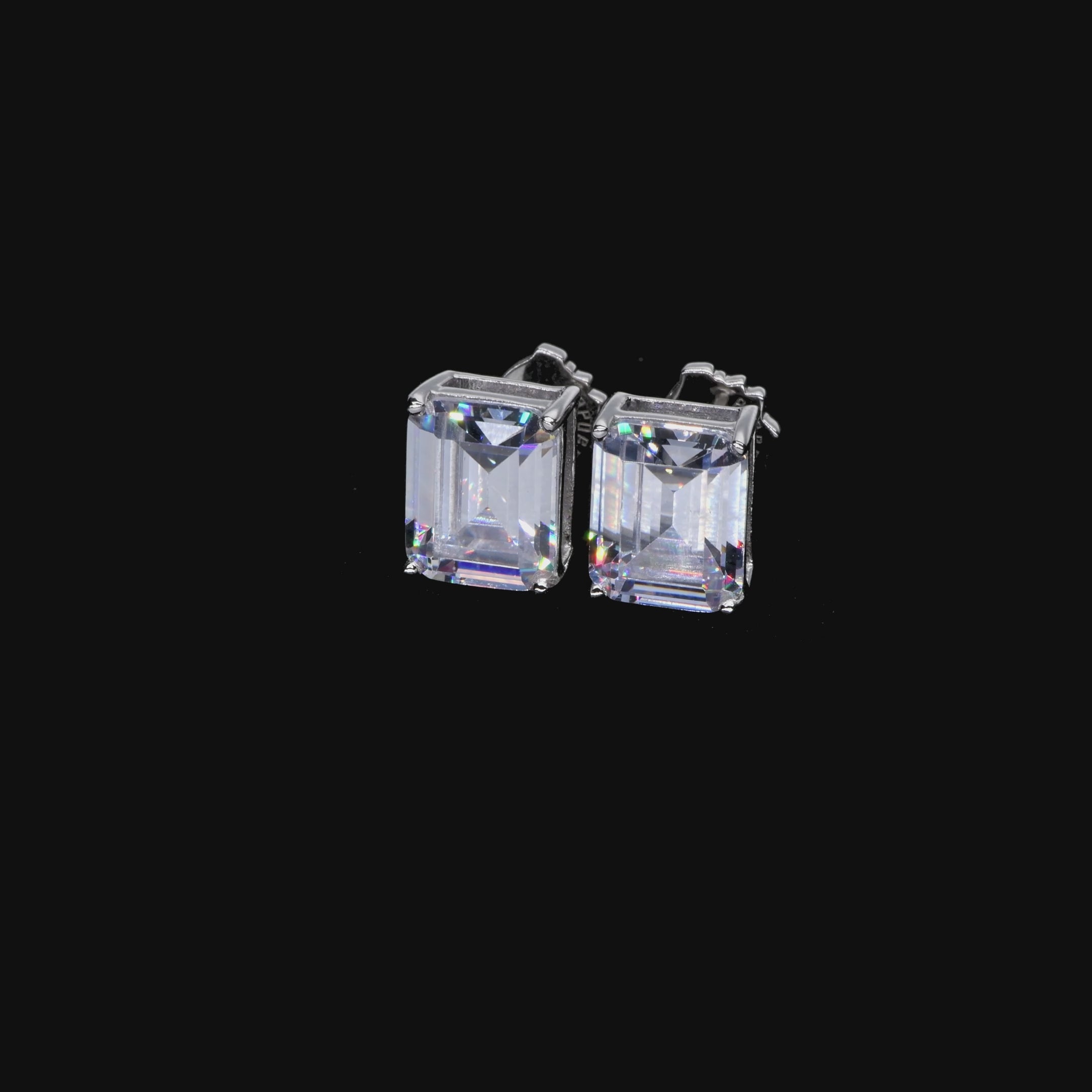 Moissanit Emerald Cut Ohrringe geschnitten