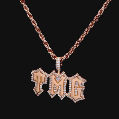 Ciondolo di carattere gotico moissanite - altezza 15 mm