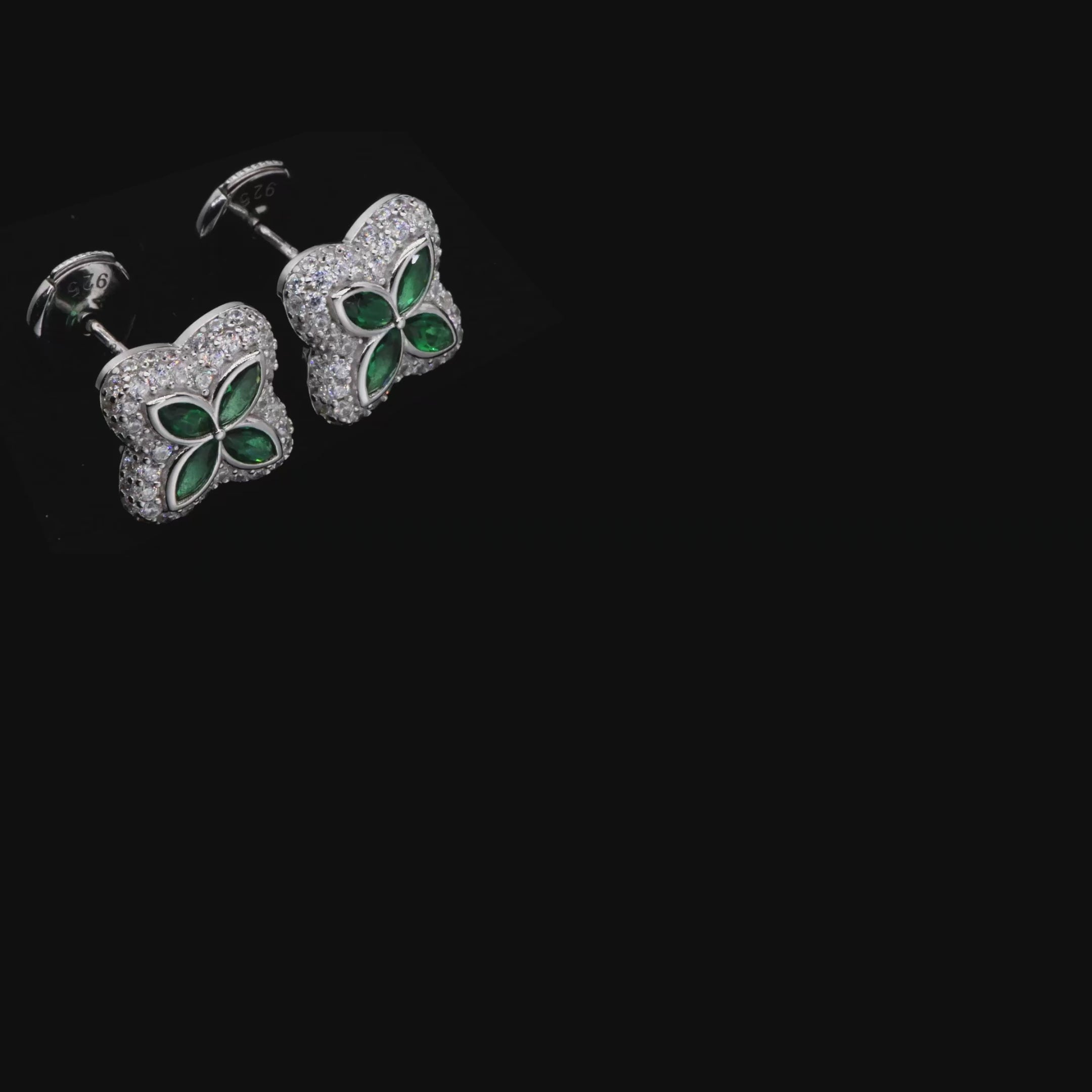 Boucles d'oreilles de trèfle lumineuses glacées - Diamond rose