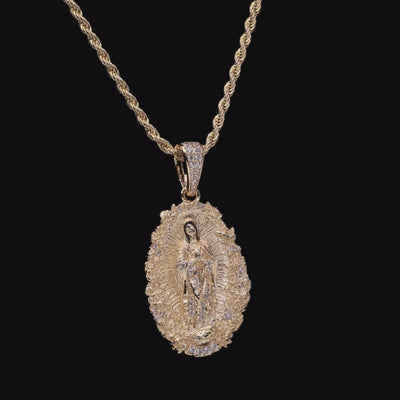 Colgante María Divina Elegancia & Conjunto de Cadena