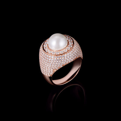 Bague TROVE Pearl Halo en or rose 14 carats (précommande)
