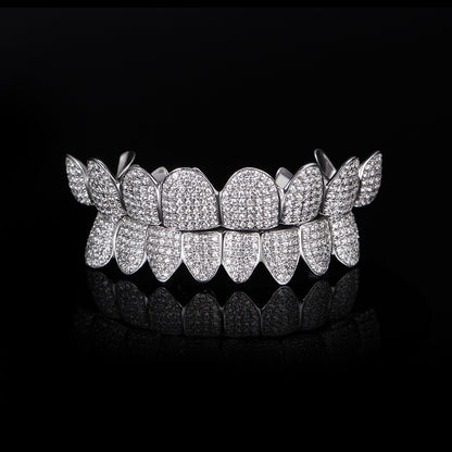 Grillz entièrement glacé personnalisé