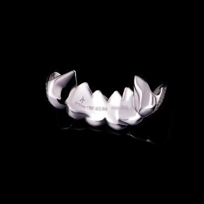 Maßgeschneiderte, vollständig vereiste Grillz