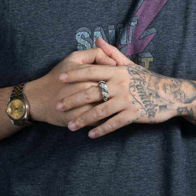 Anillo de cuerda retorcida