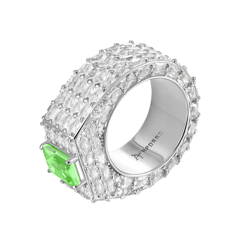 Benutzerdefinierte Smaragdschliff Eternity Band Ring