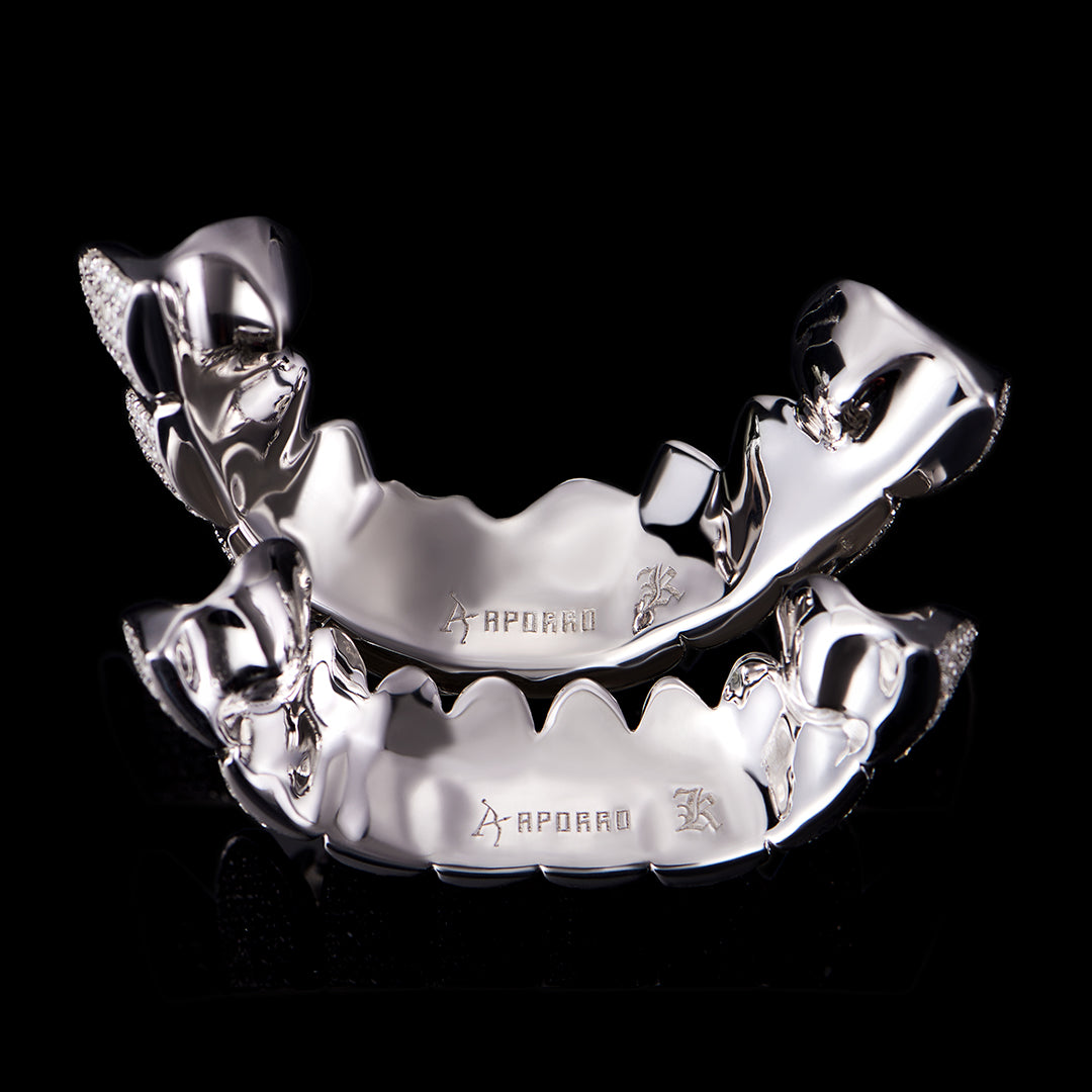 Grillz entièrement glacé personnalisé