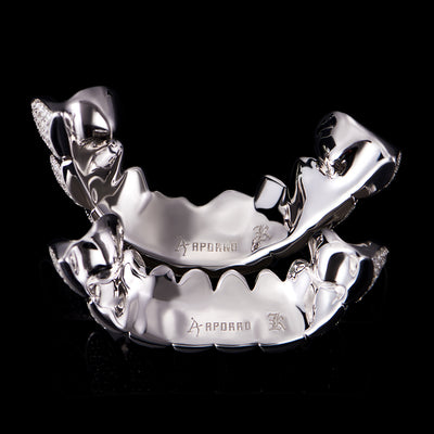Maßgeschneiderte, vollständig vereiste Grillz