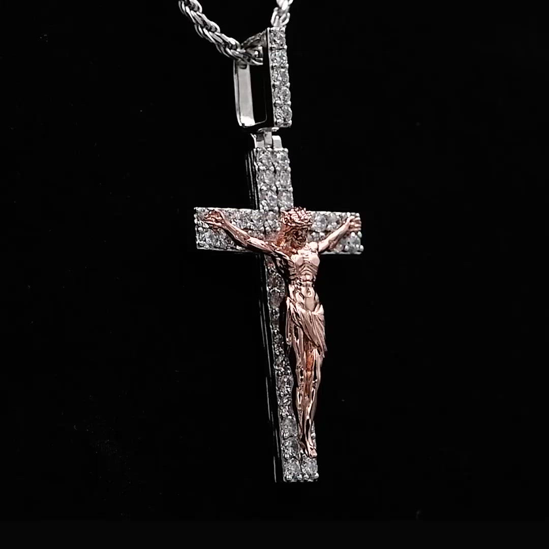 Petite crucifixion du pendentif de Jésus