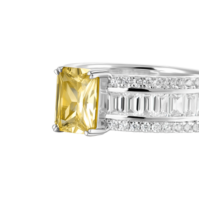 Bague de bande taille émeraude personnalisée